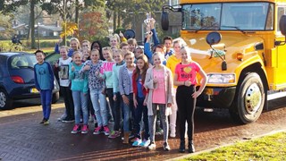 Poetsbus groep 8 poetst het best